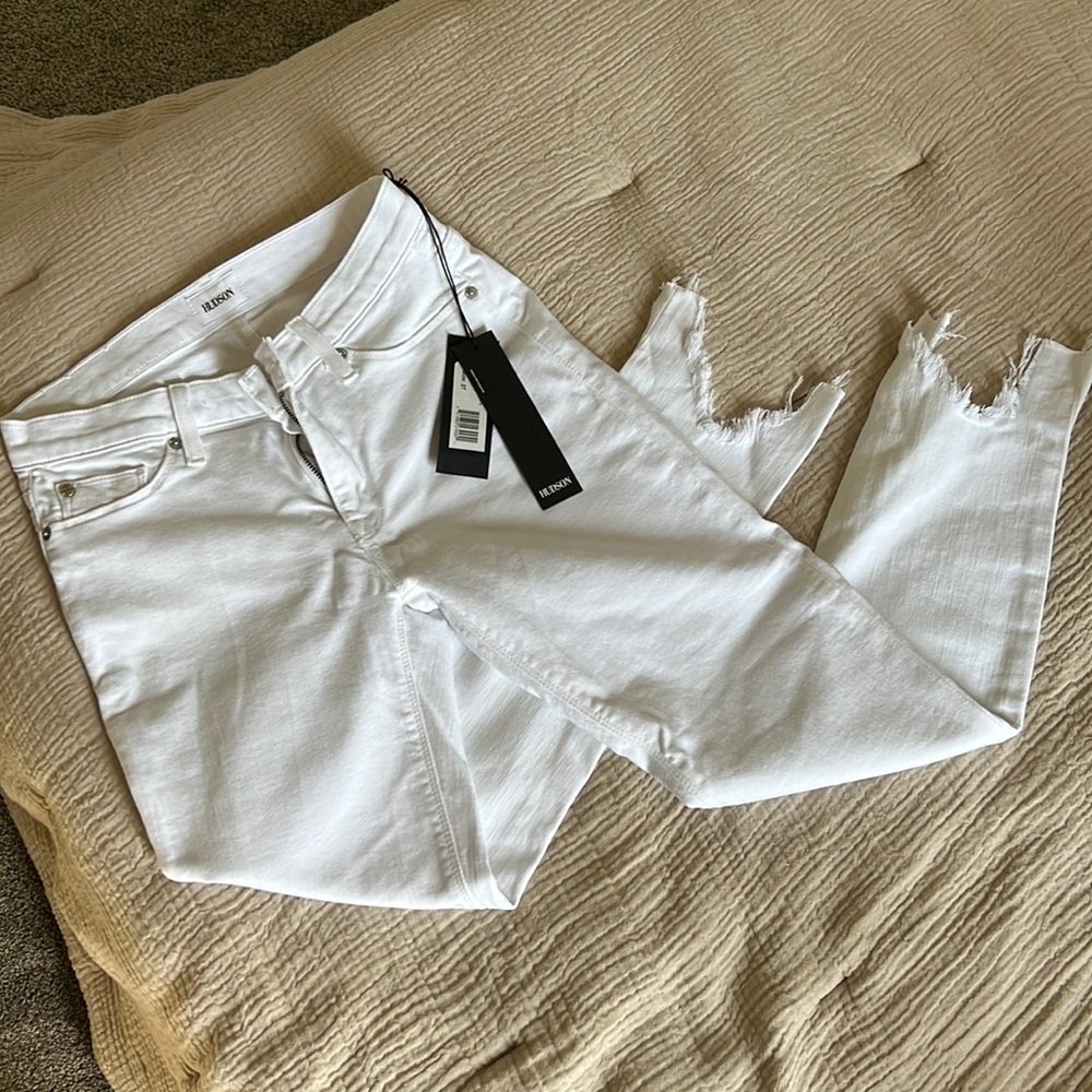 brand new! hudson white denim. torn ankle detail. stretchy. high rise.